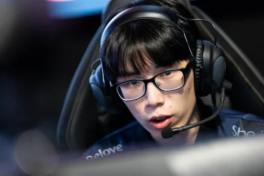 Фото Feng - Чунь Фэн