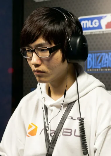 Фото viOLet - Ким Донг-хван