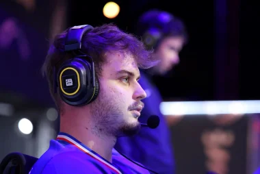 Фото M0nkey M00n - Эван Рожез