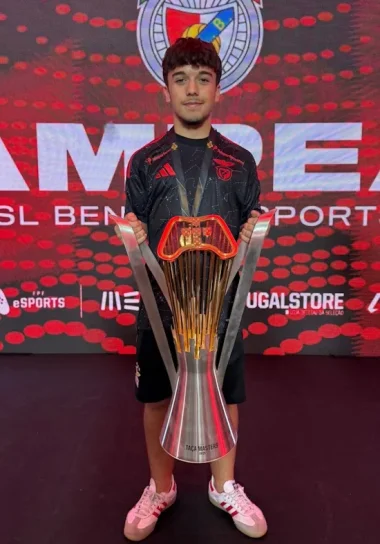 Фото GD8 - Гонсало Домингеш