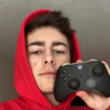 Фото Stink - Шарль Стивенс