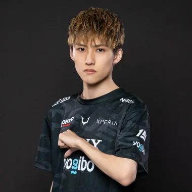 Фото Devine - Куки Сэкигава