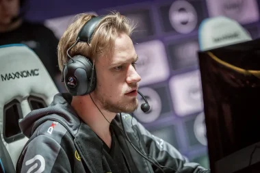 Фото scHwimpi - Симон Свенссон