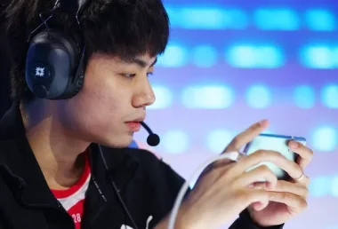 Фото Dawn128 - Хэ Сяолун