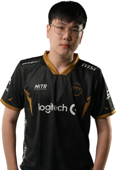 Фото Ezqelusia - Васу Сурапакорннити