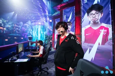 Фото March - Тэ Вон