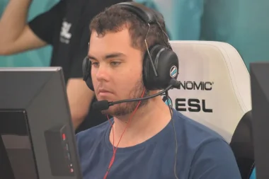 Фото Warden - Джош Уадхам