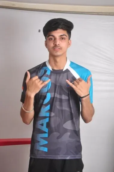 Фото MadMan - Дхрув Гаур