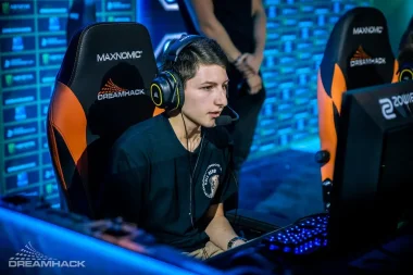 Фото Stokelyy - Паули Санторо