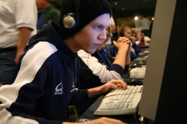 Фото bloodR - Niklas Nyman