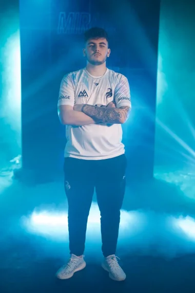 Фото Dexter - Лоренцо Албьеро