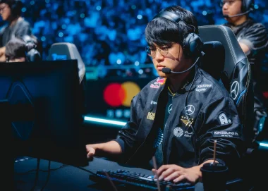 Фото Gumayusi - Ли Мин-хён