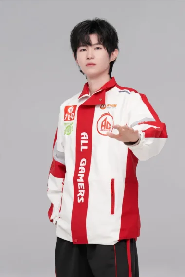 Фото YiNuo - Xu Bicheng