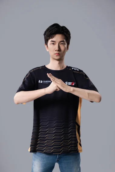 Фото Infi - Ван Сювэнь