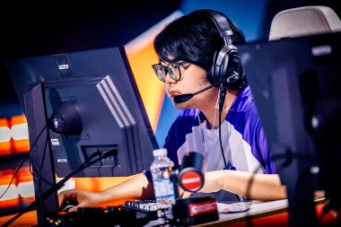 Фото Pineapple - Ли Чжоу