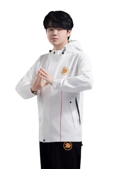 Фото Max - Пэн Чаопин