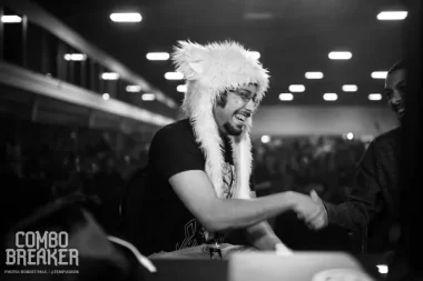 Фото Swiftfox-Dash - Трой Чапа