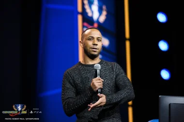 Фото Mike Ross - Майк Росс