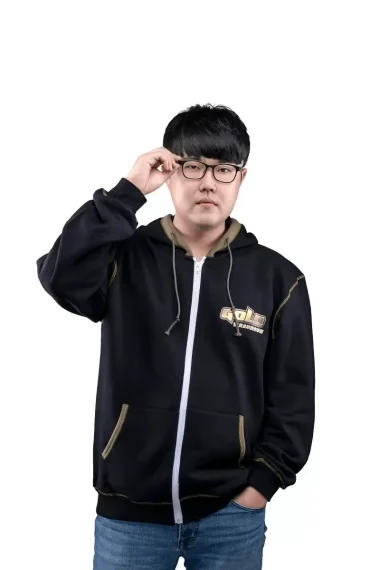 Фото Check - Хёнг-джу Ли