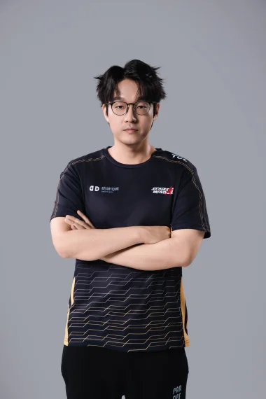 Фото ReMinD - Ким Сонг-сик