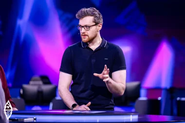 Фото Qojqva - Максимилиан Брёкер