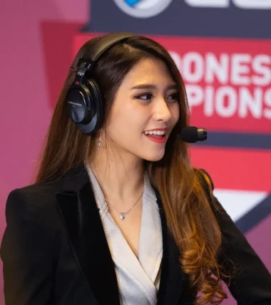 Фото Mongstar - Клара Сари Утойо