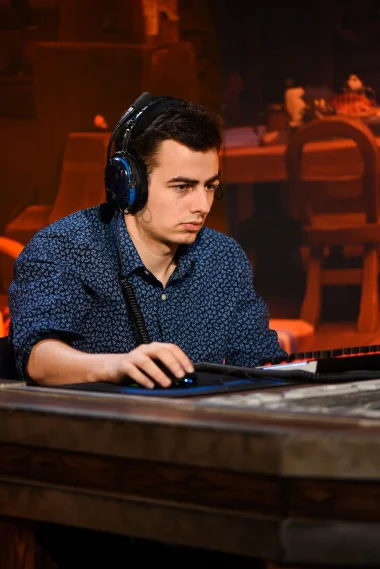 Фото Gallon - Эдвард Гудвин