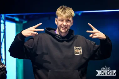 Фото Bowzey - Томас Боуэс