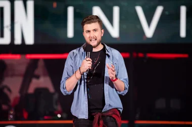 Фото Jump - Бил Картер