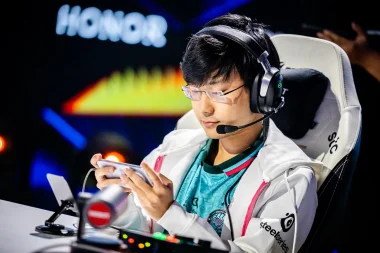 Фото Nighty - Джорджо Ху