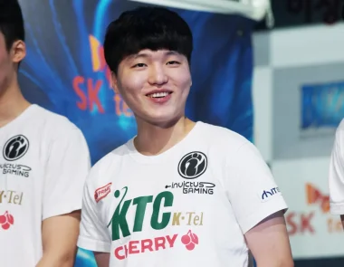 Фото TANGTANG - Ким Донг-джин