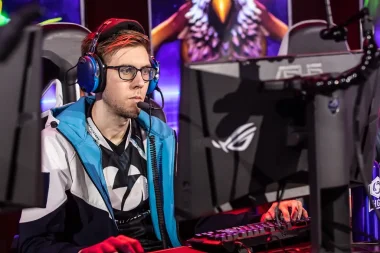 Фото cattlepillar - Бен Банк