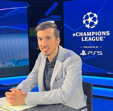 Фото FUT with Apero - Ксавье Ицци