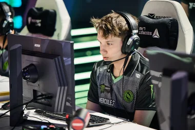 Фото Mercules - Мейсон Рэмси