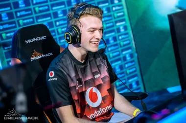 Фото Speed - Джек Паквуд-Кларк