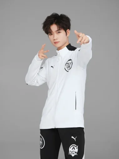 Фото JiuCheng - Цао Чжишунь