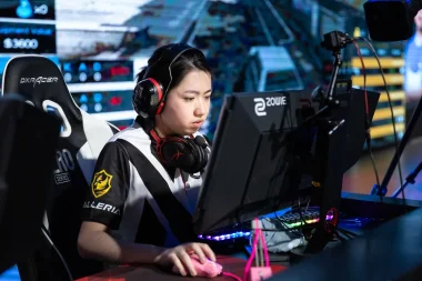 Фото crow - Томоаки Марука