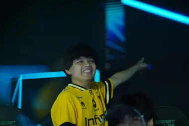 Фото Adi - Ади Сиофиан Асйаури