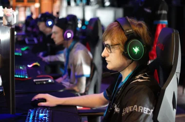 Фото CrowsShinyWings - Гриффин Вронский