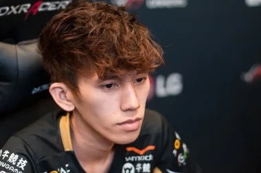 Фото Flysolo - Кеннет Колома