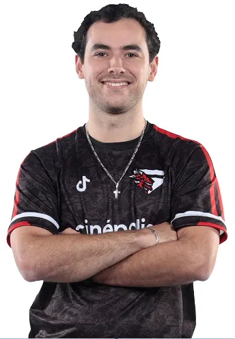 Фото Cardi - Николас Кардозо Феррали