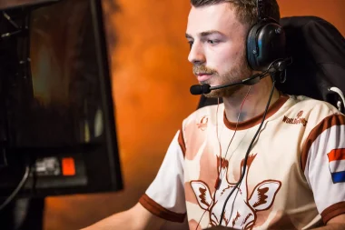 Фото TheDeadZone - Кевин ван Хуит