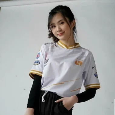 Фото Vivi - Виви Новика