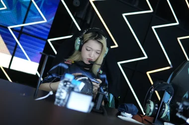 Фото Katsu - Mark Hiro Iwasaki